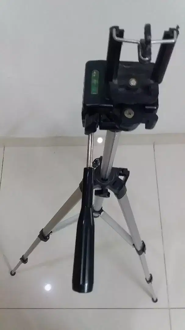 New Tripod Available for Sale in Sahiwal