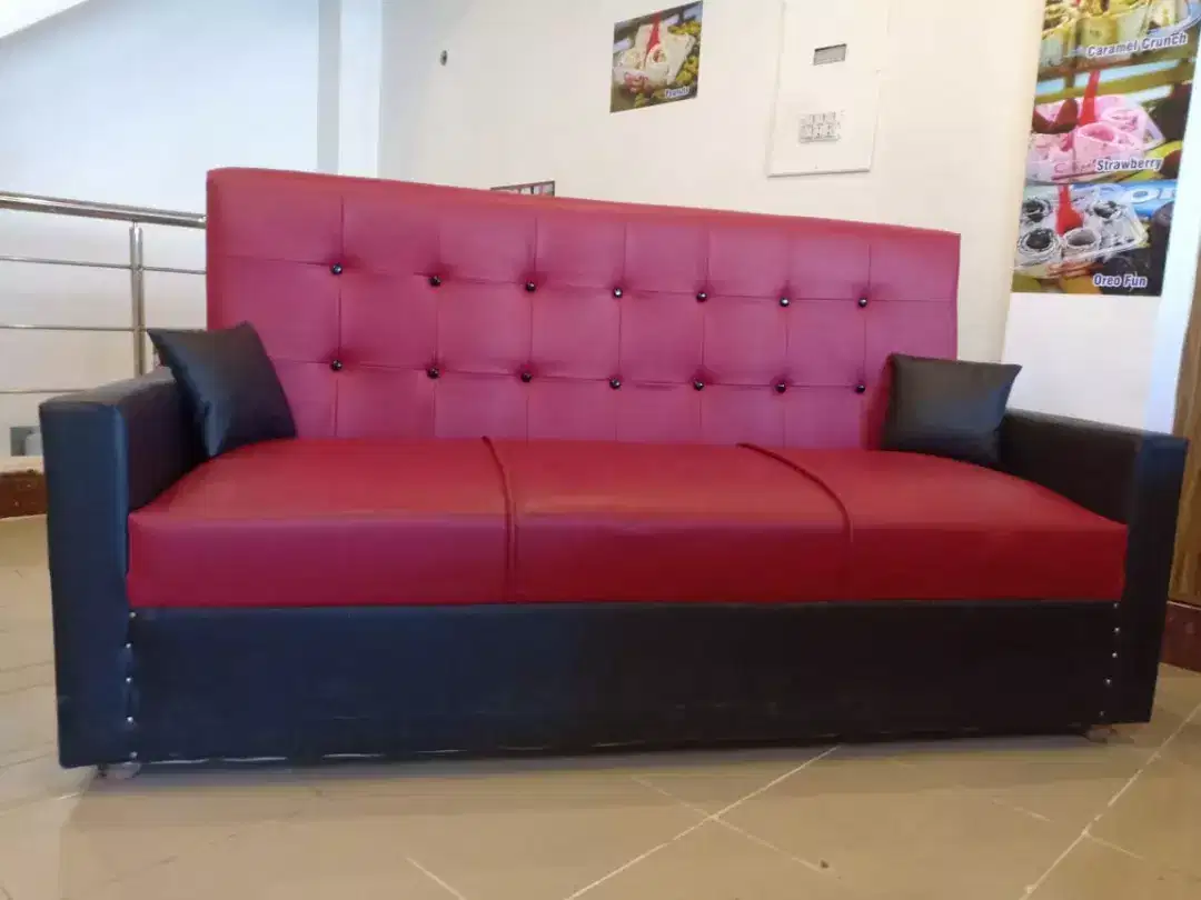 New Rad and black sofa set Available for Sale in Multan