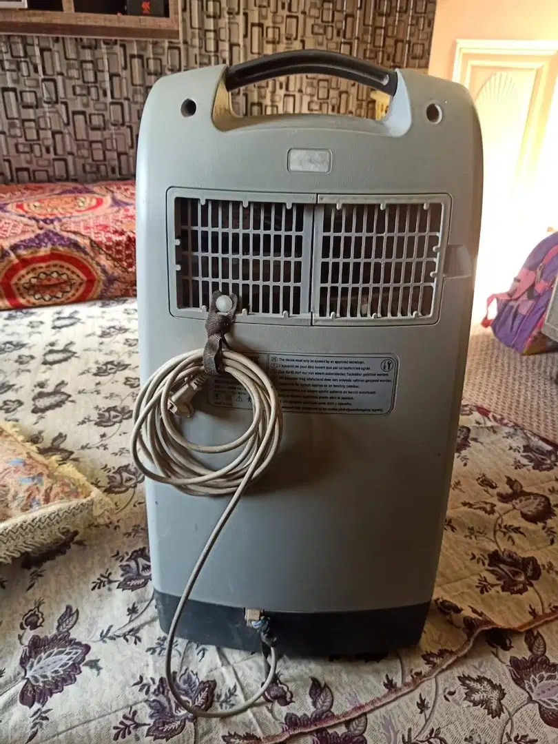 American Oxygen Machine available for sale