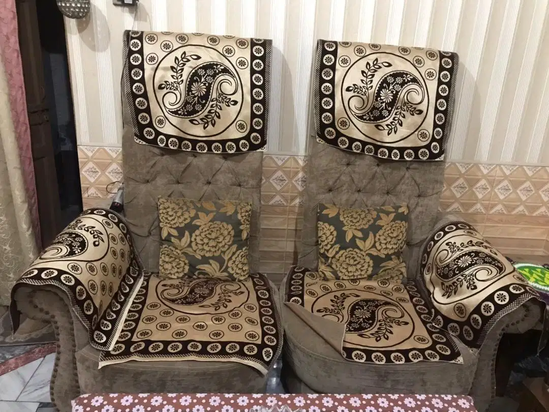 Sofa set available for sale