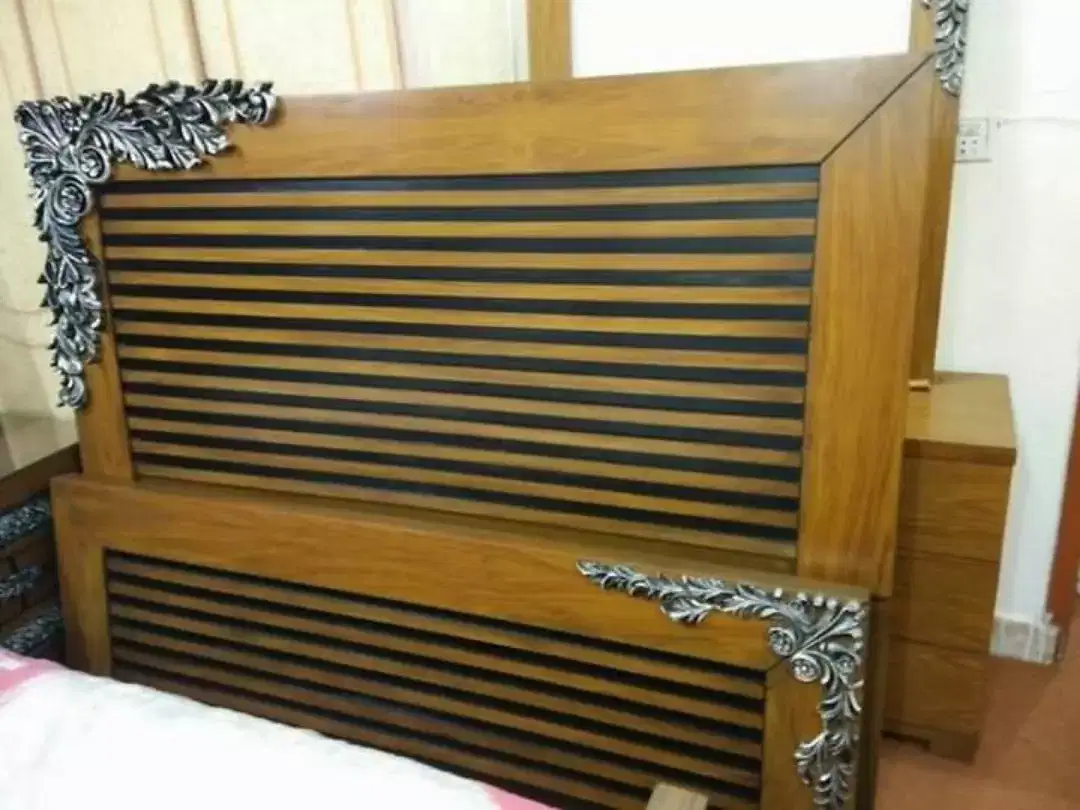 Sofa set available for sale