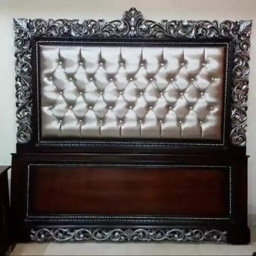 Sofa set available for sale