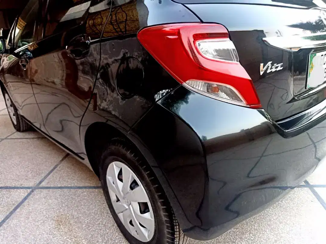 Black Toyota Vitz 2014 available for sale