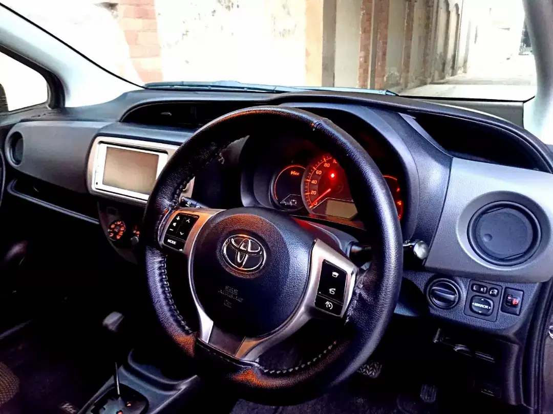 Black Toyota Vitz 2014 available for sale