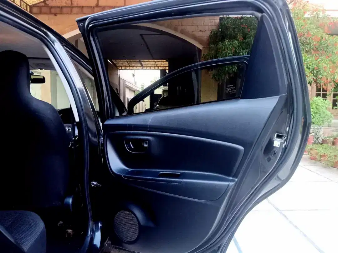 Black Toyota Vitz 2014 available for sale