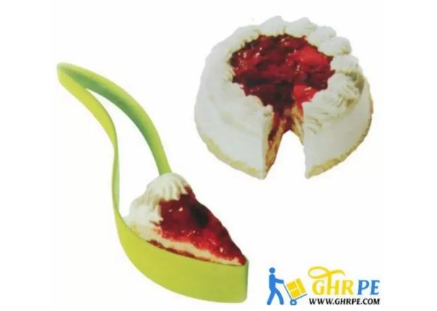 Imported Plastic Leaf Shape Cake Slicer Cake Cutter