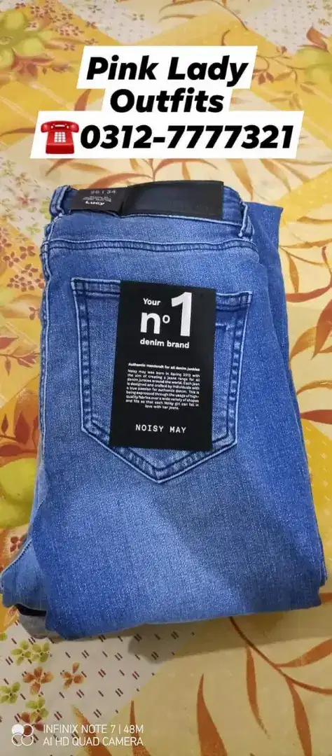 WOMAN JEANS AVAILABLE FOR SALE