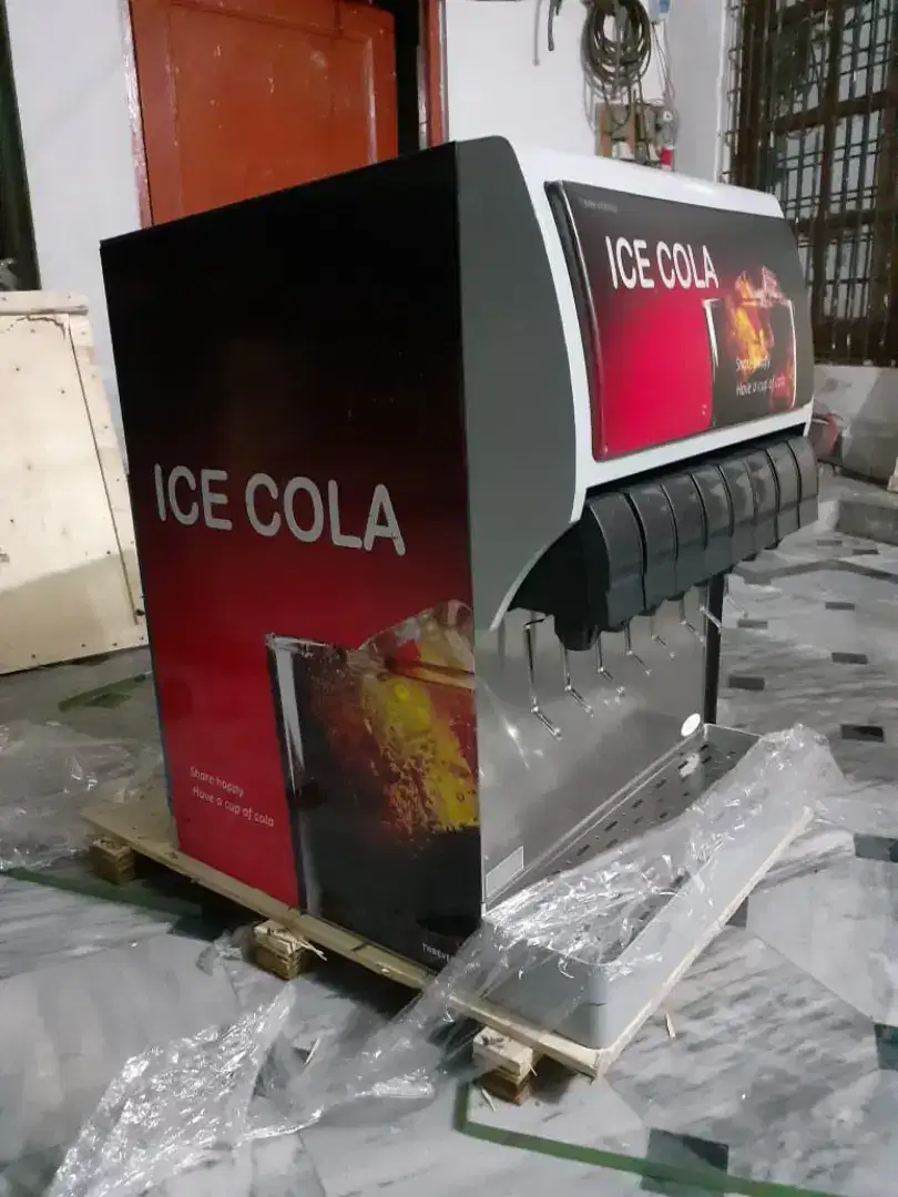 New soda fountain machine Available for sale