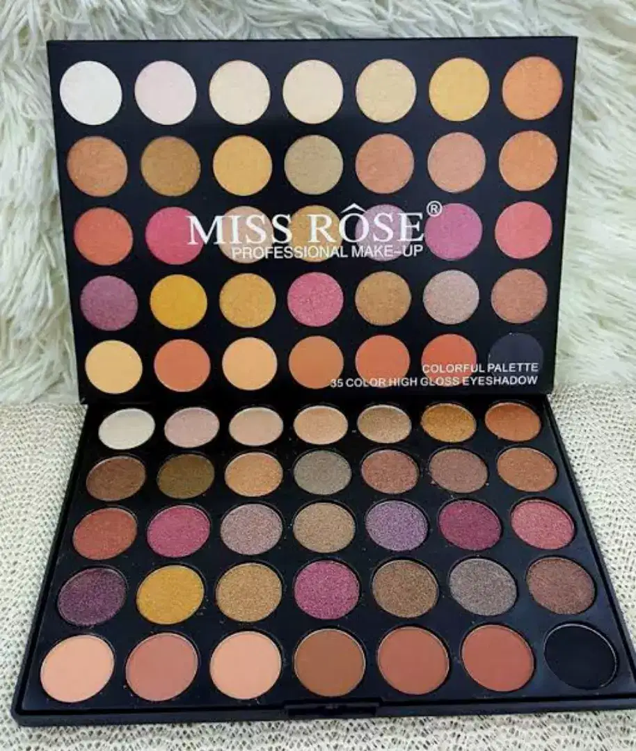 Missrose Eyeshadow Palette Set Available For Sale