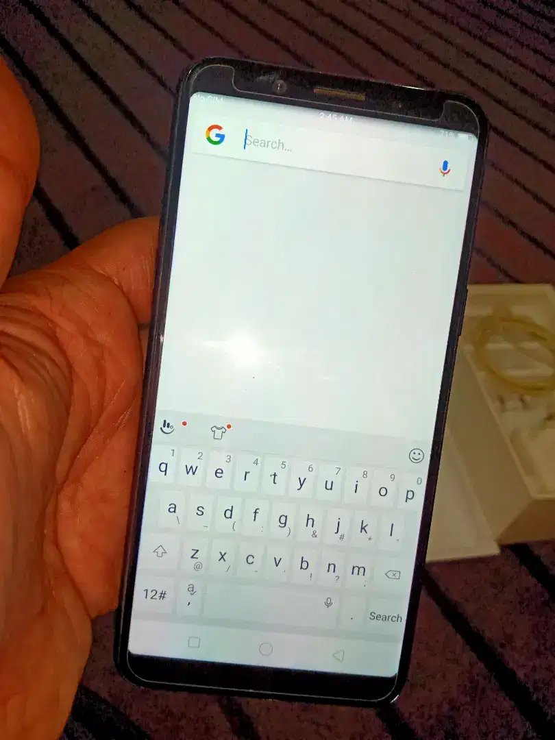 Oppo F5 3/32gb smartphone with Full box Available for Sale in Peshawar