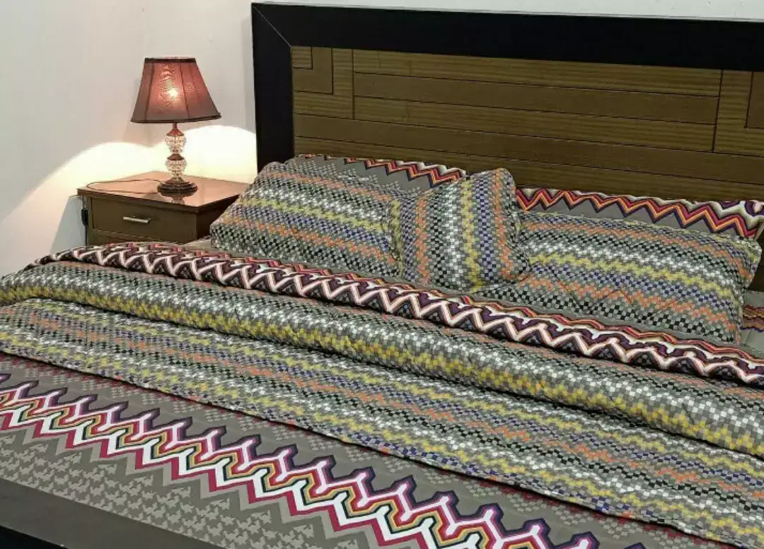 New Bed Sheet King size in Cotton Comforters Available for Sale in Karachi