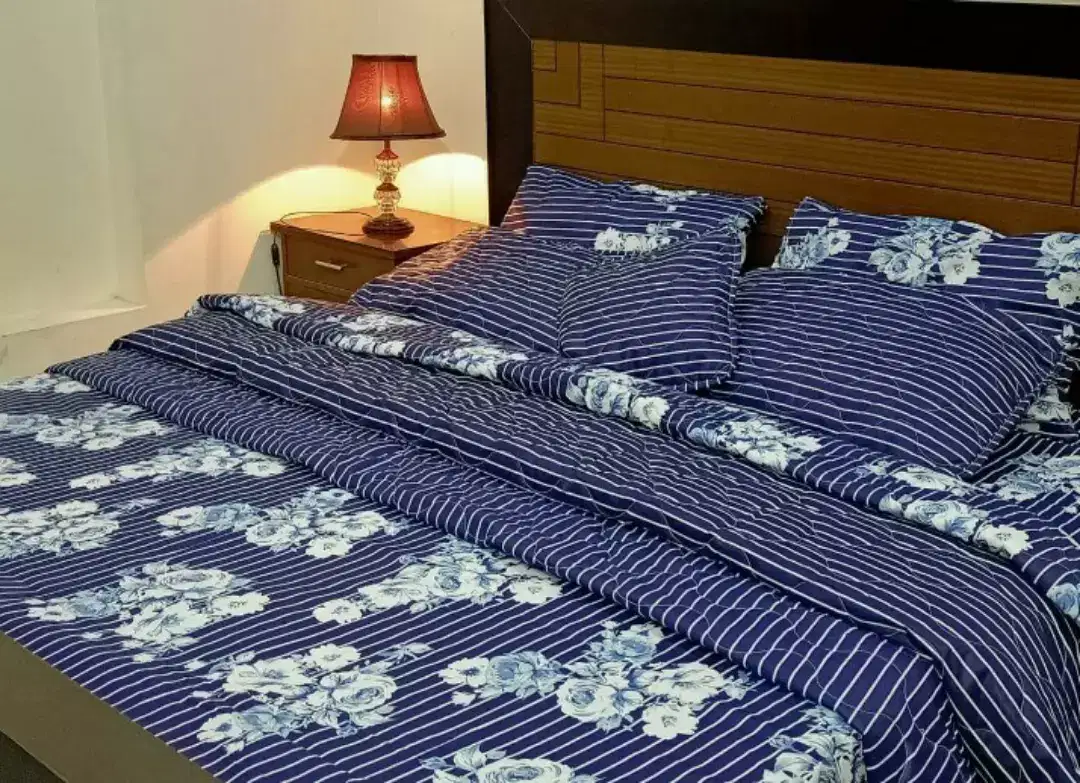 New Bed Sheet King size in Cotton Comforters Available for Sale in Karachi
