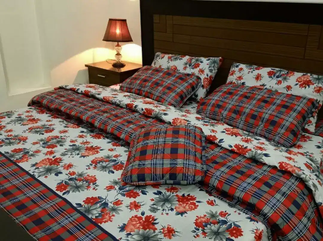 New Bed Sheet King size in Cotton Comforters Available for Sale in Karachi