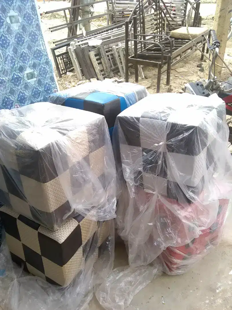 New Dice Puffy in Different design and color Available For Sale in Karachi