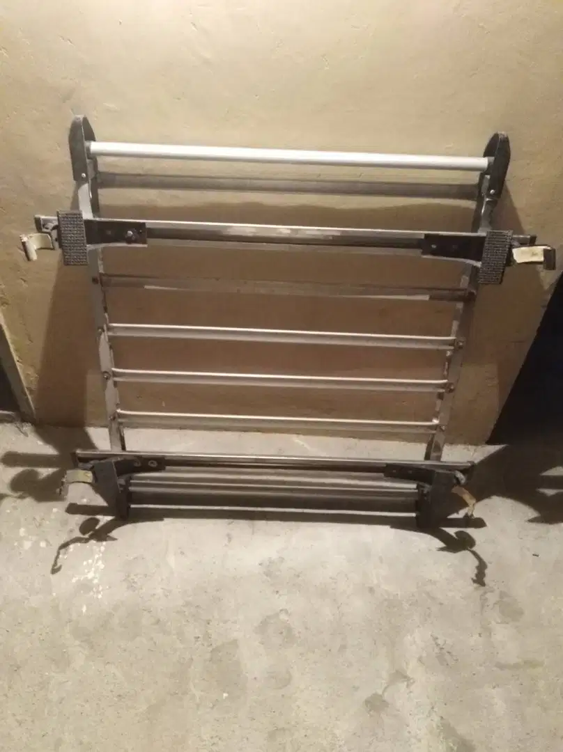 Mehran roof stand Available for sale