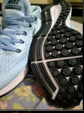 Nike zoom Available for sale