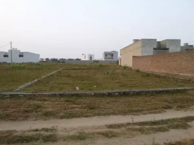 10 Marla Plot for sale