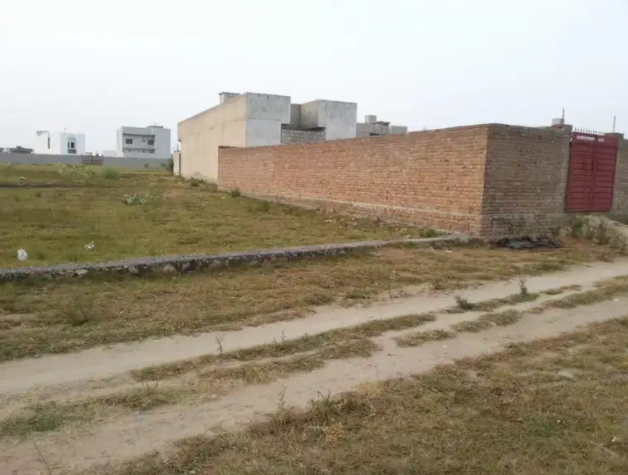 10 Marla Plot for sale