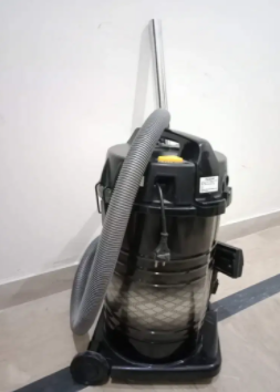 Vacuum cleaners Available for sale