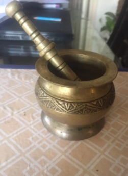 Antique Pot Golden color Available for Sale in Quetta