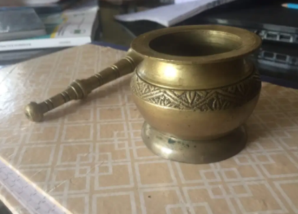 Antique Pot Golden color Available for Sale in Quetta