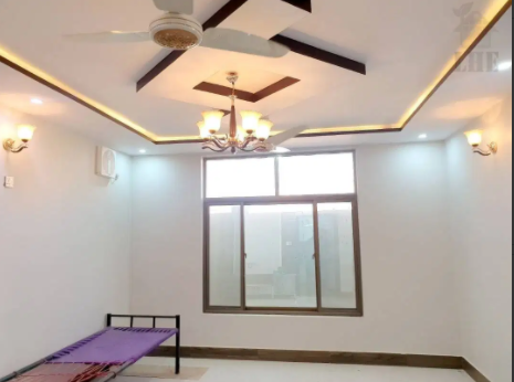 1800 Square Feet Corner House Available  For Sale In Wapda Town Quetta