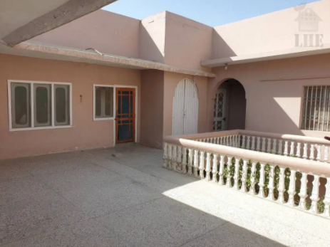 1989 Square Feet Corner House available For Sale In Satelite town Quetta