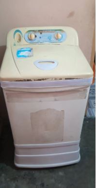 Universal Washing Machine - Good Working