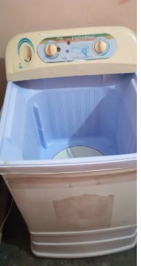 Universal Washing Machine - Good Working