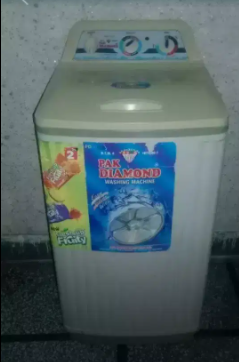 Washing machine Available for sale