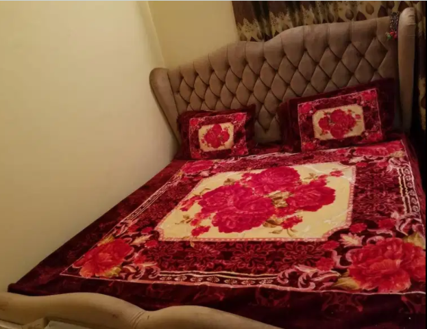 Quality Bed Set Available for sale