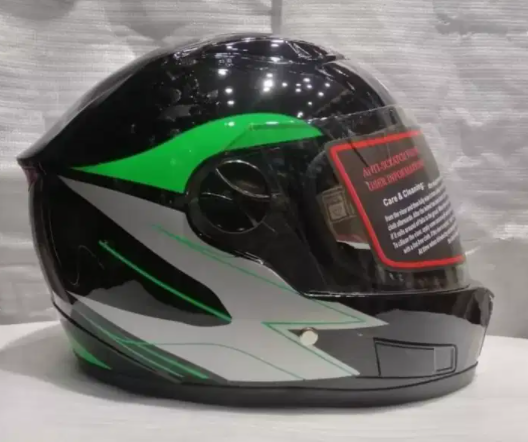 Motorcycle helmet decent look delivery Available for sale