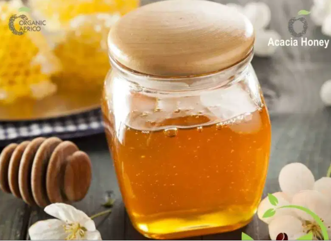Pure and Organic Acacia Honey keekar Honey Available for Sale in Skardu