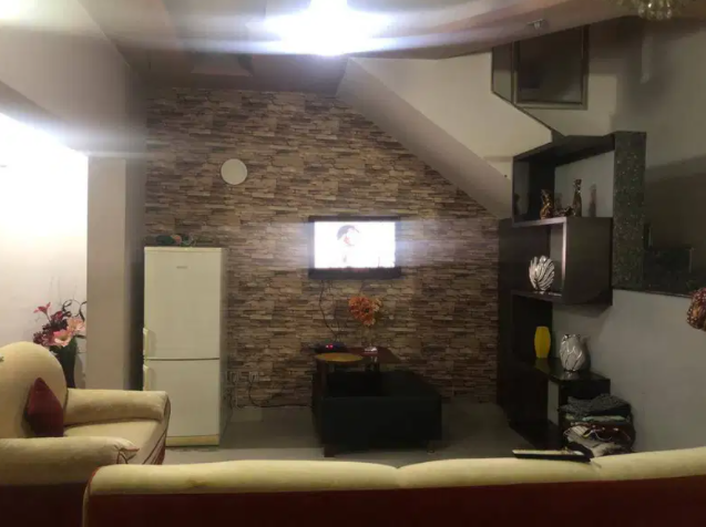 10 Marla Fully Furnished House Available for sale