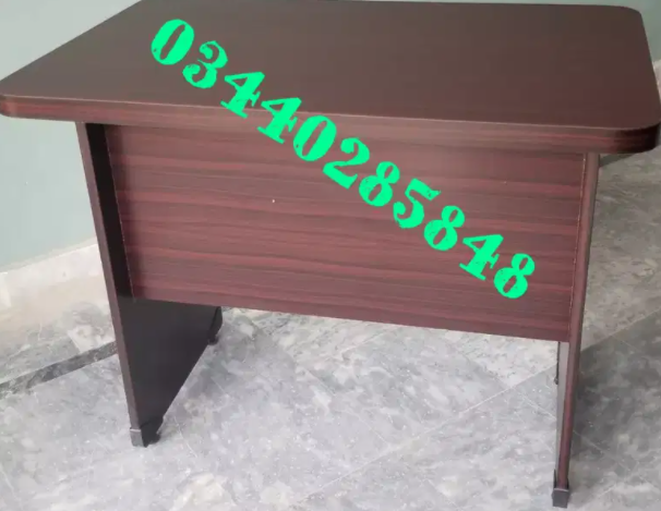 Table desk best for study laptop Available for sale