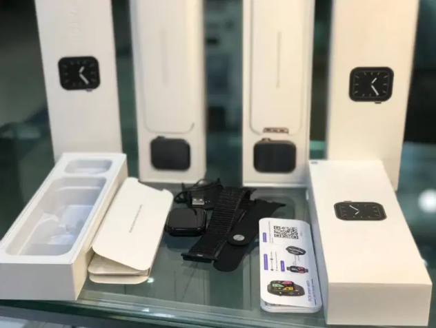 New FK78 Smart Watch 1.78 HD 320*385 GPS Motion Track Touch Screen in Gold