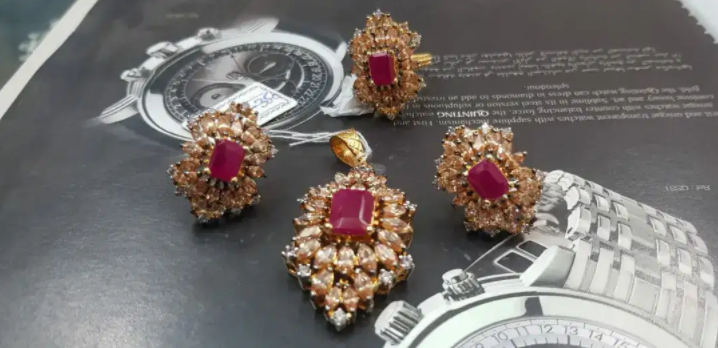 New Silver Locket Set and Rings Available for Sale in Lahore