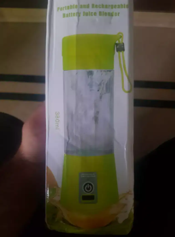 Portable Rechargeable Juice Blender Available for sale