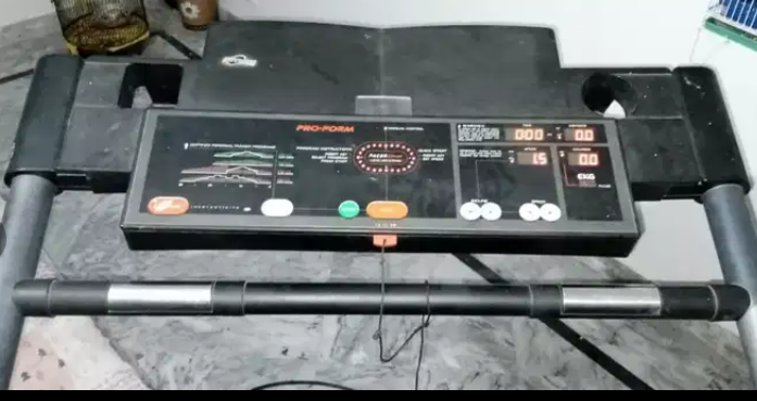 Treadmill, window, split AC Available for Sale