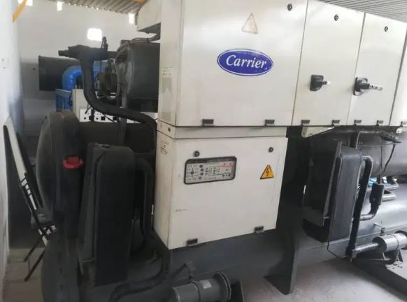 Carrier Water Cooled Chiller 285 Ton