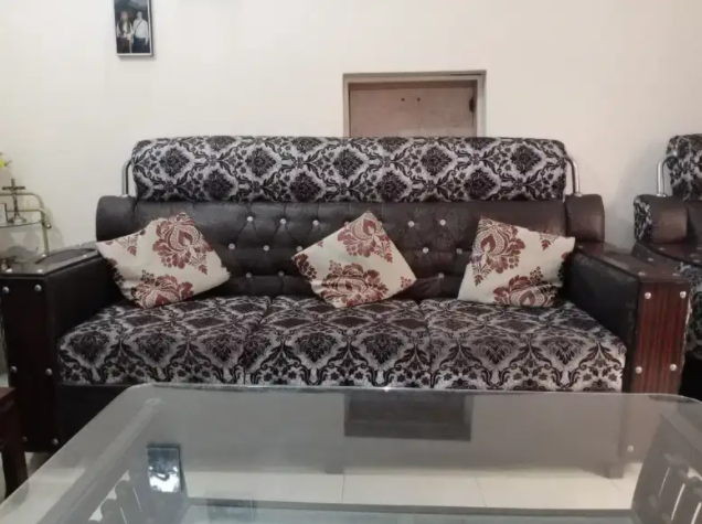 6 seater sofa Available for sale
