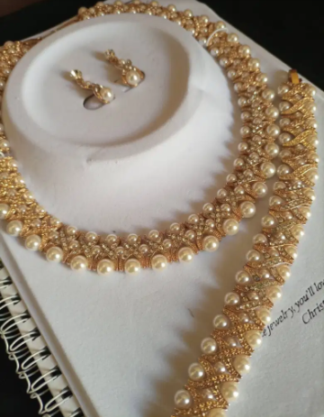 Unique imported Jewelry on sale price Available for Sale in Chakwal