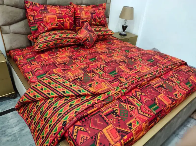 New Comforter Sets Poly Cotton Available for Sale in Jhang Sadar
