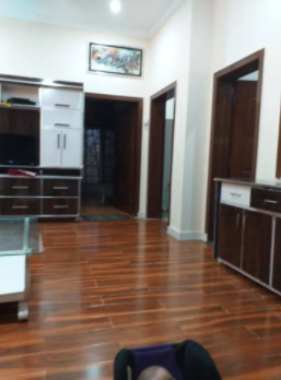 8 Marla Main Boulevard House is available for sale in bahria orchard