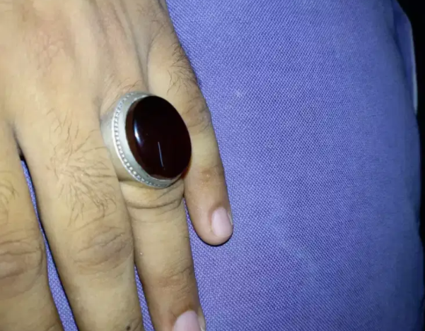 Yamani Aqeeq with Heavy Silver Ring Available for sale