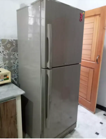 Fridge Available for sale