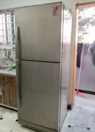 Fridge Available for sale