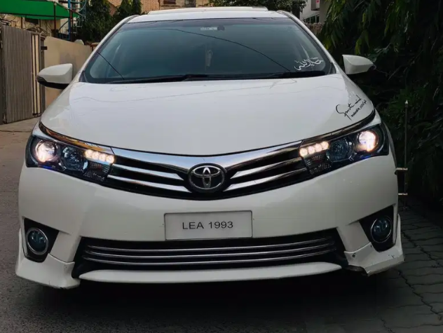 New Toyota Altis Grande Model 2017 Available for Sale in Gujranwala