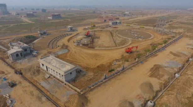 5 Marla Plot Available for Sale in Master city Gujranwala