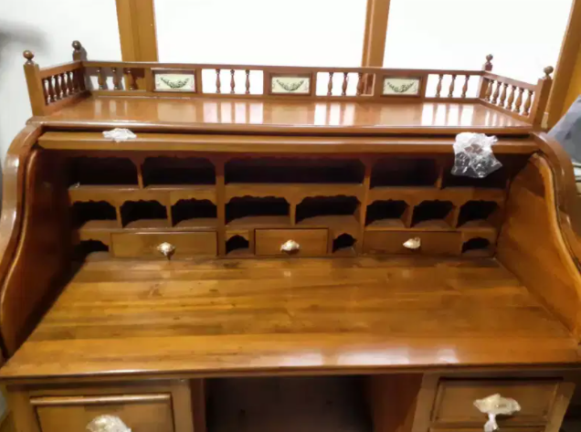 Antique teak wood roller top Available for Sale in Islamabad